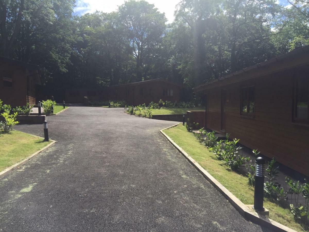 Shellow Lane Lodges Congleton Extérieur photo